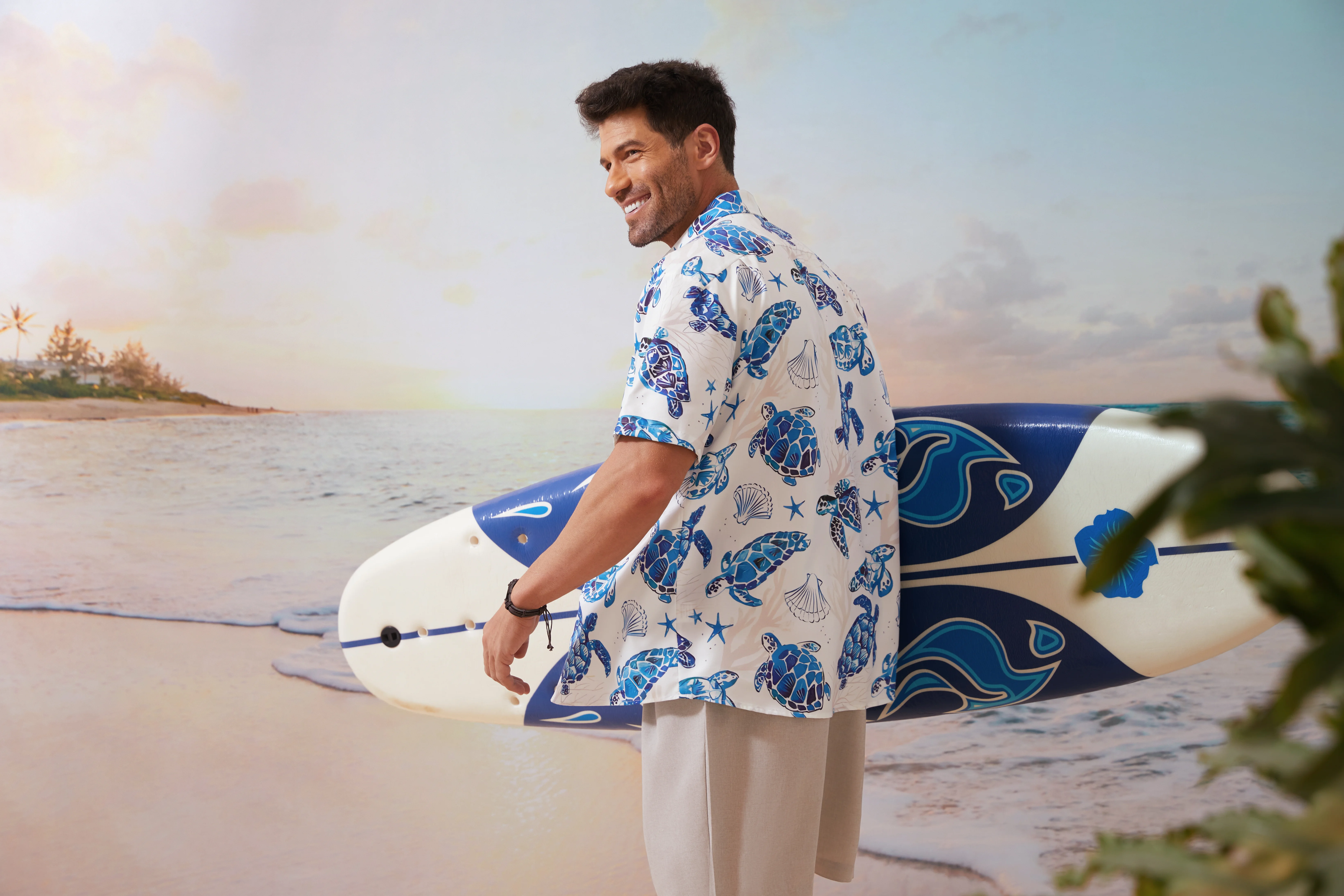 Hardaddy Sea Turtle Chest Pocket Short Sleeve Hawaiian Shirt