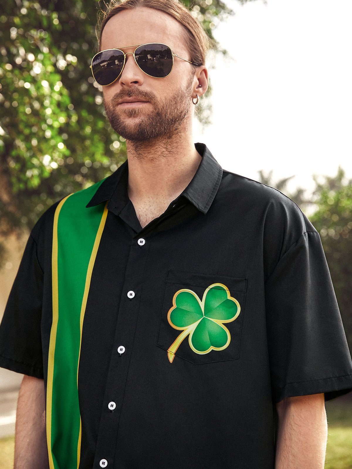 Hardaddy Hawaiian Button Up Shirt for Men Green And Black St. Patrick's Day Lucky Clover Regular Fit Short Sleeve Bowling Shirt St Paddy's Day Shirt