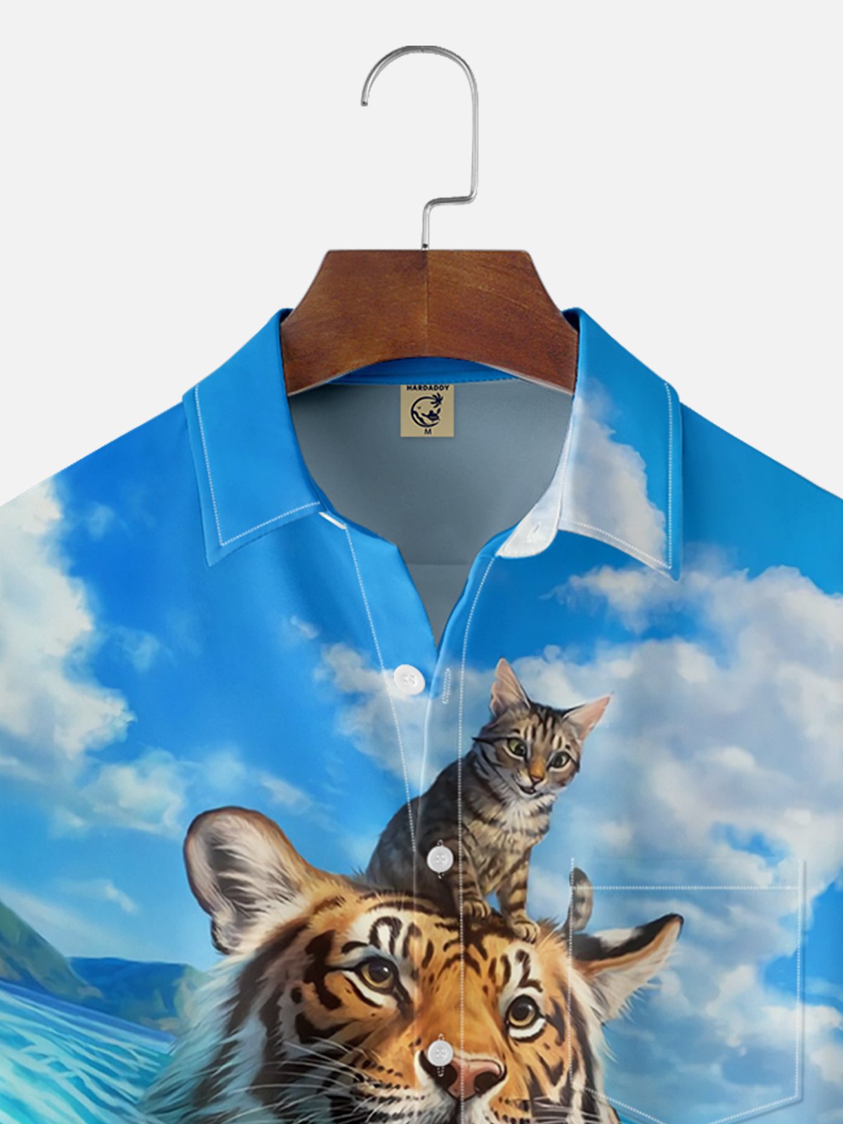 Moisture-wicking Tiger and Cat Ocean Chest Pocket Hawaiian Shirt