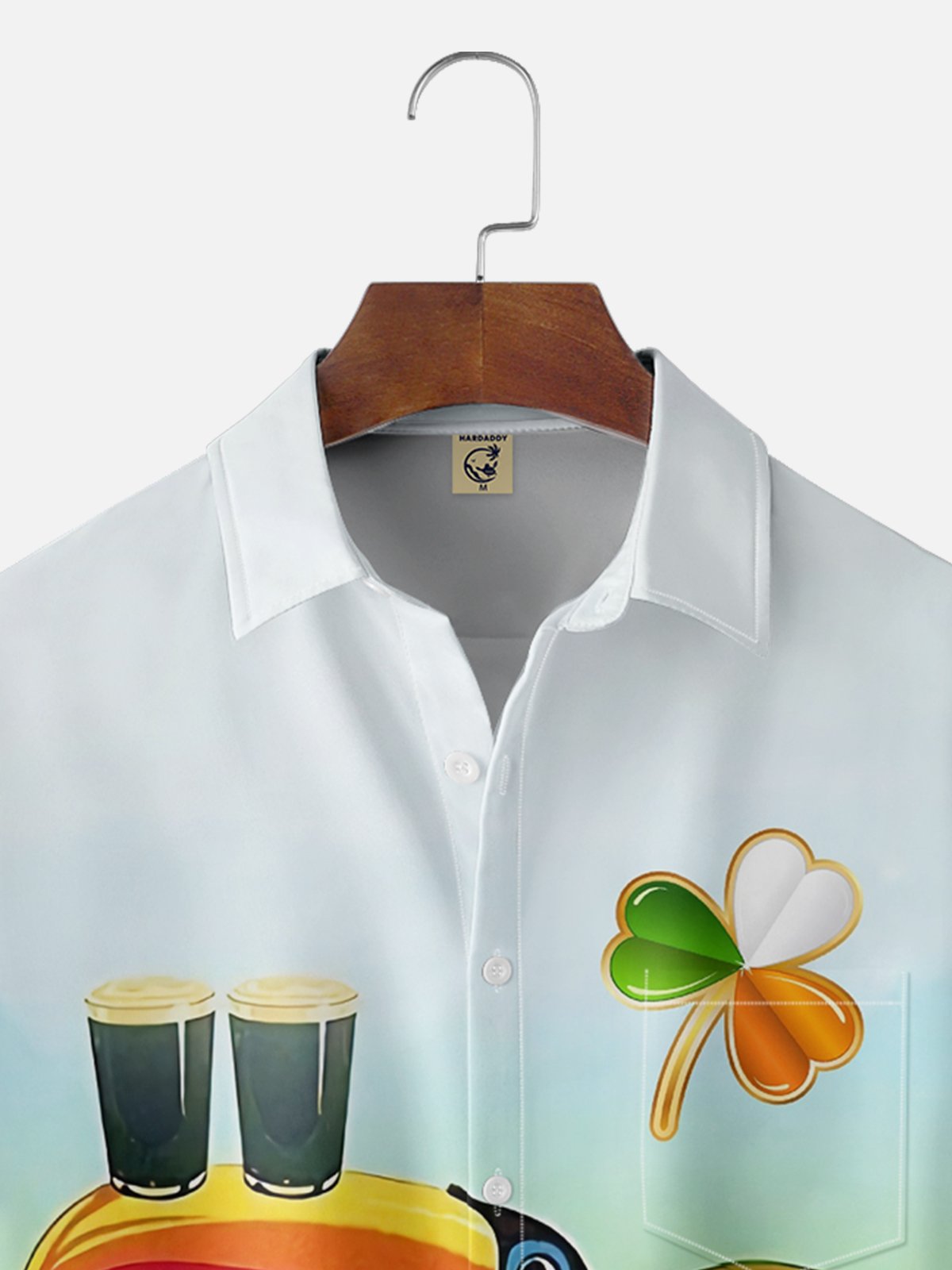 Moisture-wicking Saint Patrick‘s Day Shamrock Parrot Beer Chest Pocket Casual Shirt