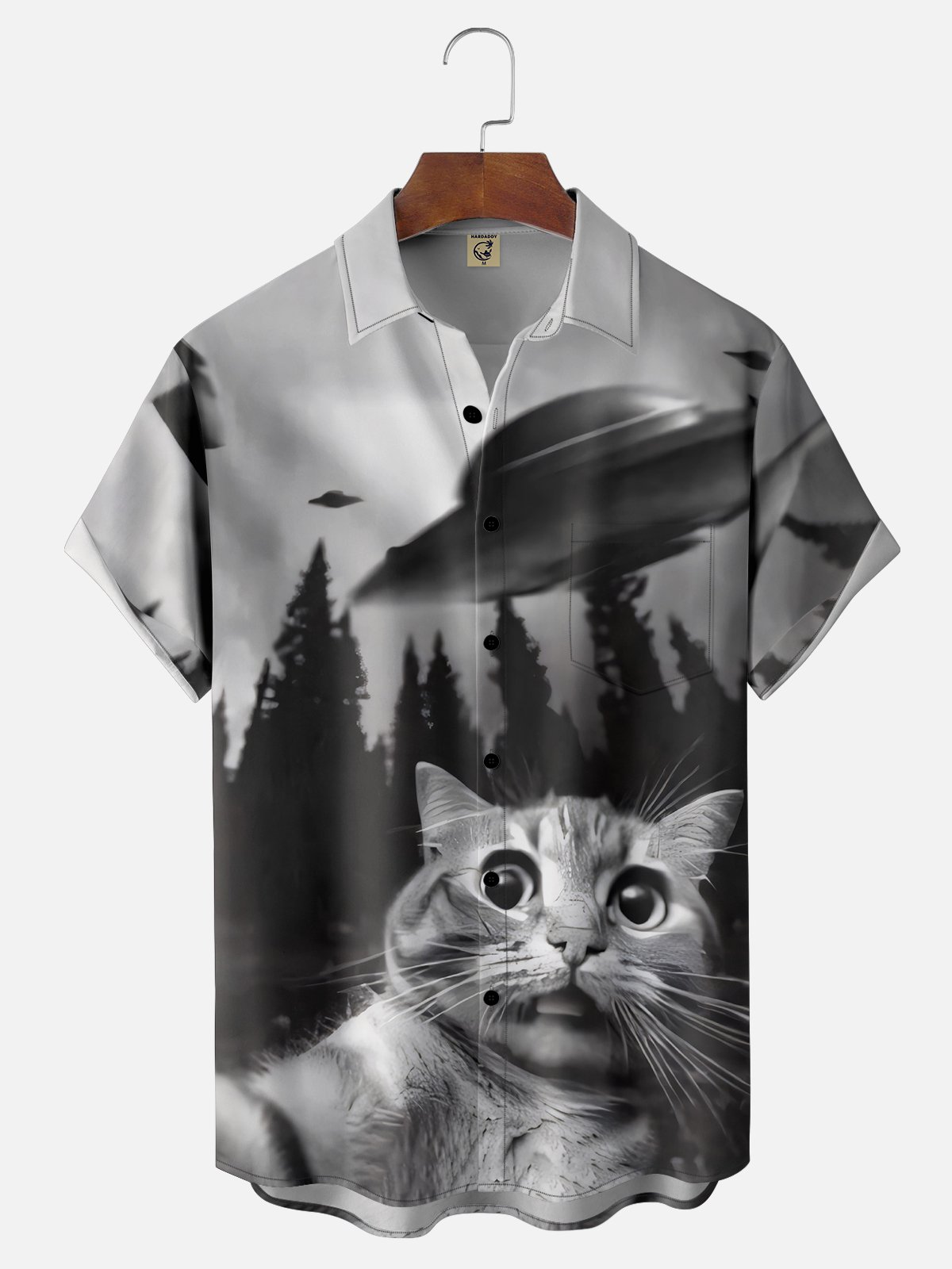 Moisture-wicking Cat Witnesses Alien UFO Chest Pocket Casual Shirt