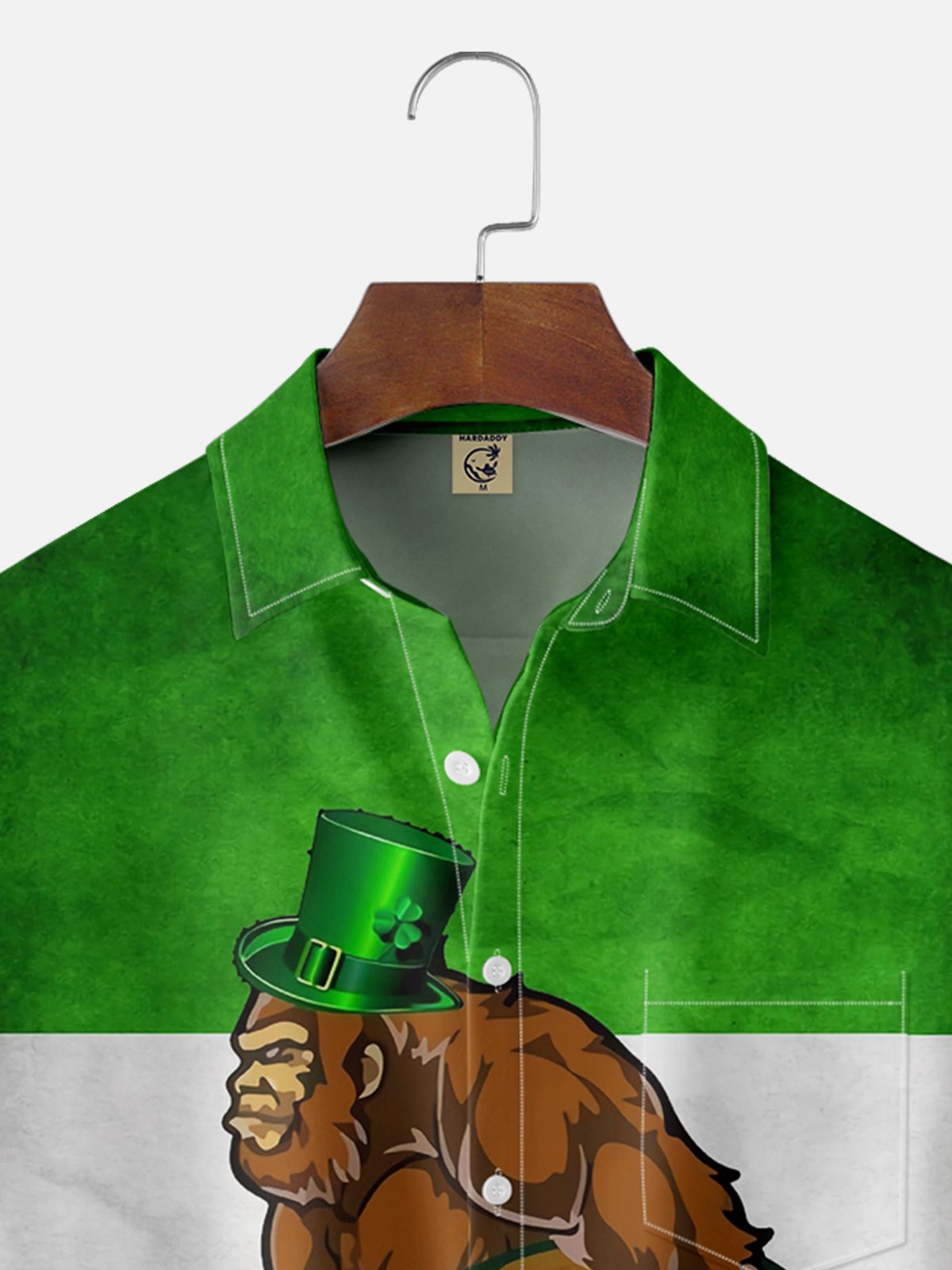 Moisture-wicking Ireland St Patrick‘s Day Bigfoot Shamrock Chest Pocket Hawaiian Shirt