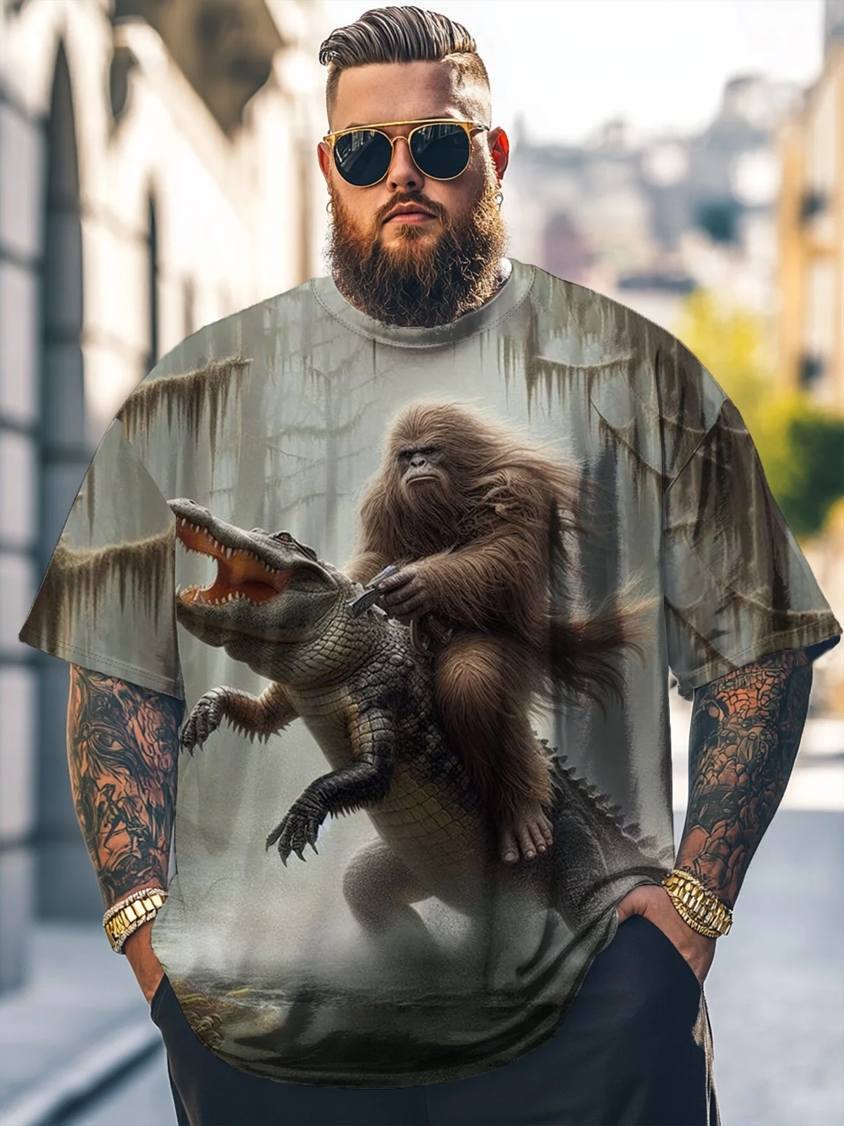 Big Size Men's Bigfoot vs Alligator Loose T-shirt