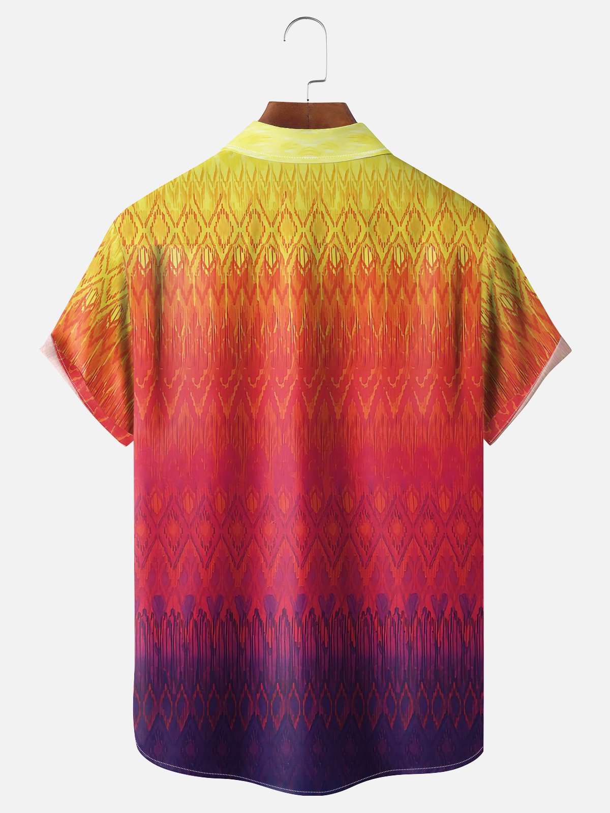 Moisture-wicking Gradient Color Geomatric Chest Pocket Casual Shirt