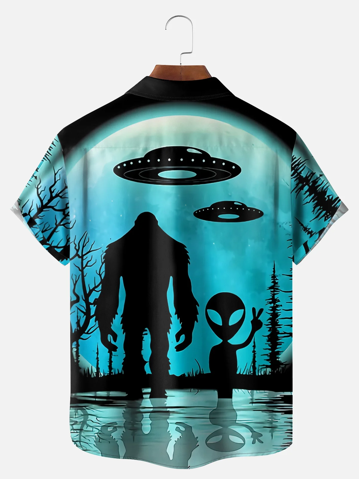 Big Size Moisture-wicking Big Foot Alien Chest Pocket Casual Shirt