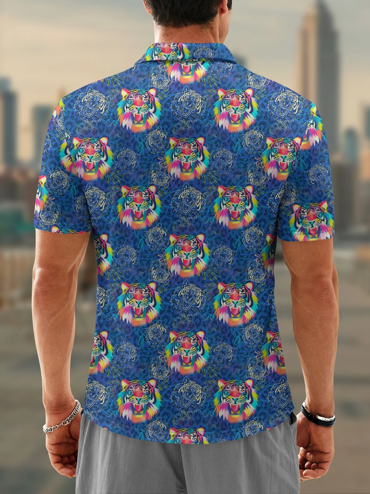 Moisture Wicking Gradient Tiger Short Sleeve Golf Polo