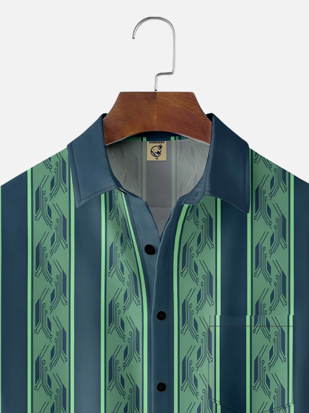Moisture-wicking Artistic Geometric Stripes Chest Pocket Casual Shirt