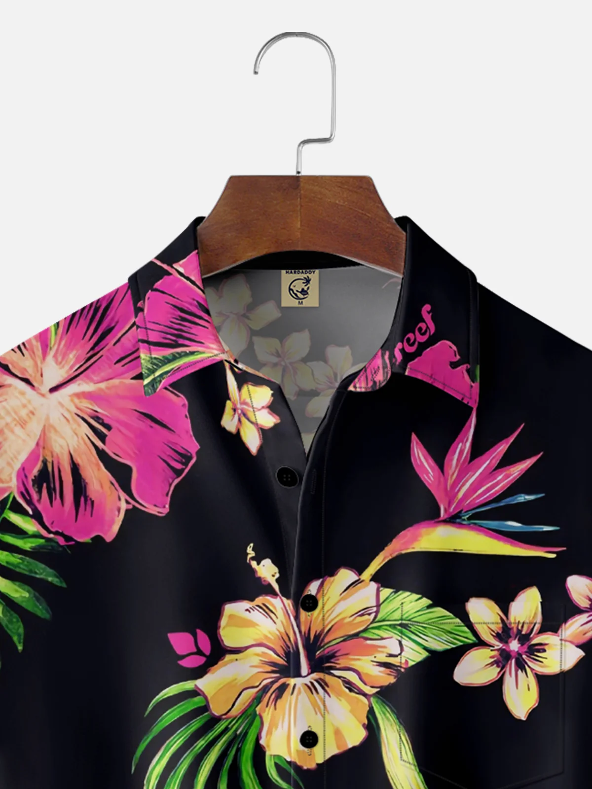 Moisture-wicking Floral Chest Pocket Hawaiian Shirt