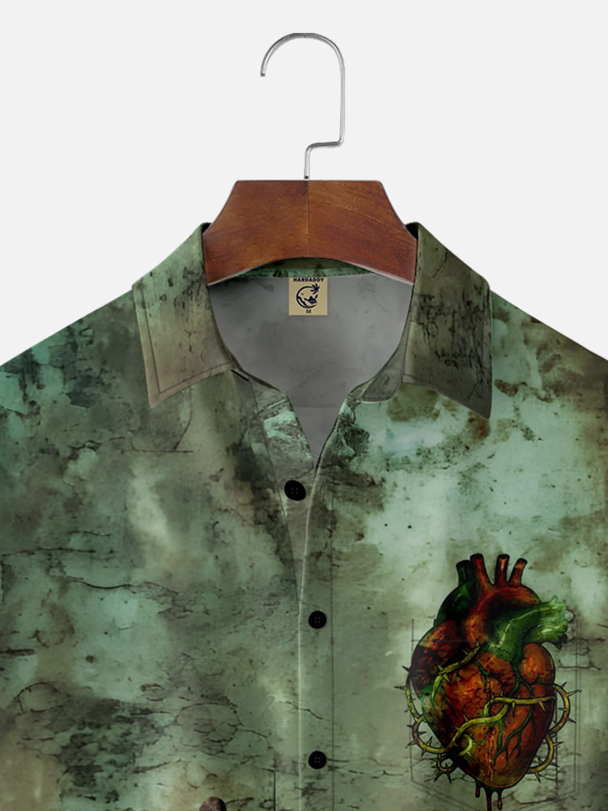 Moisture-wicking Heart Hand Chest Pocket Casual Shirt