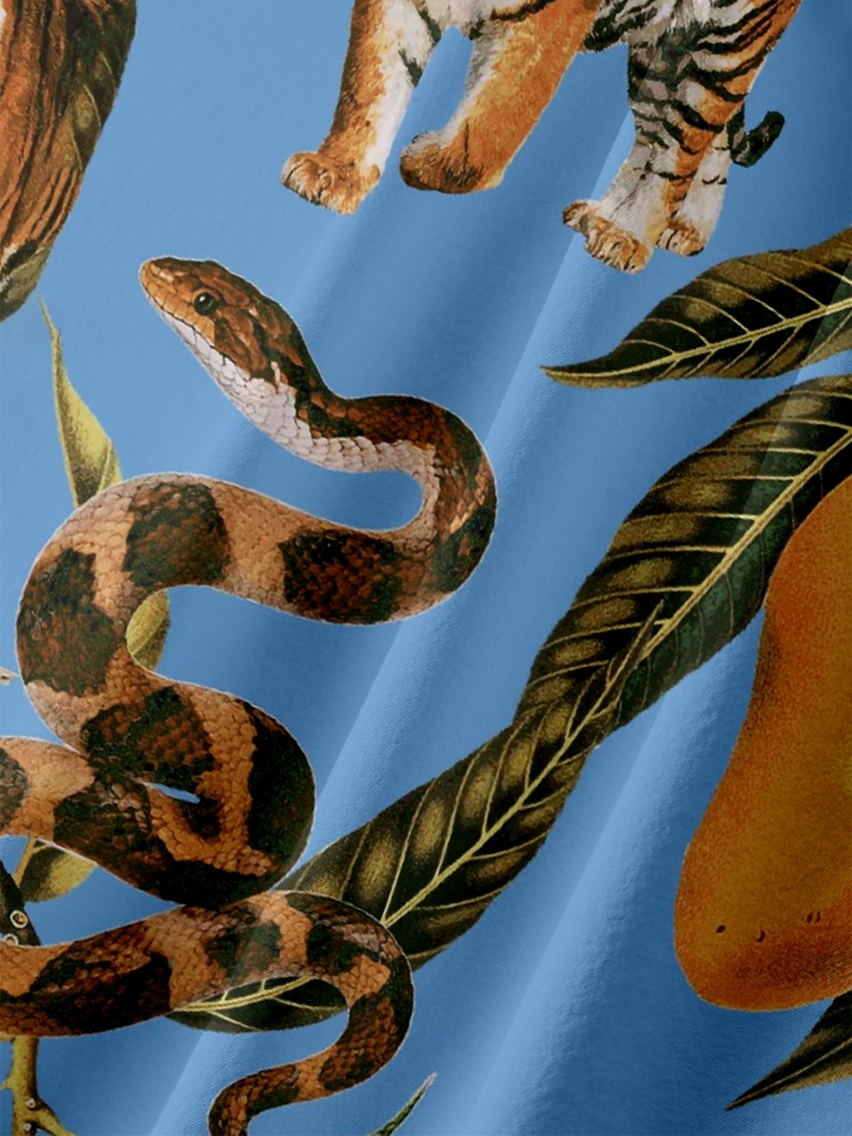Hardaddy X Emmar Studio Moisture-wicking Tiger Mango Chest Pocket Hawaiian Shirt