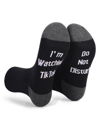 1pair Men Color Block TIKTOK Letters Mid-calf Socks