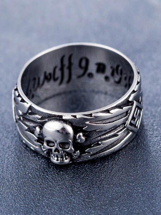 Men's Fashion Punk Engraved Skull Statement Ring